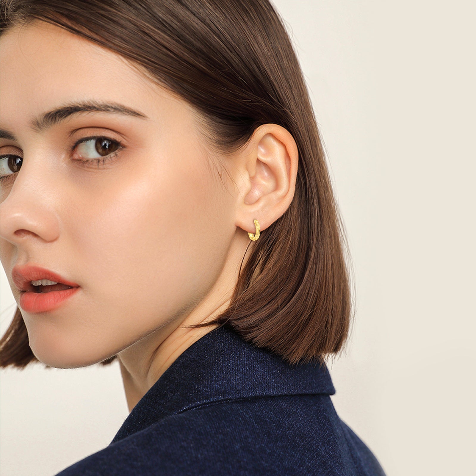 14K Yellow Gold Hollow Sunflower Small Huggie Hoop Earrings