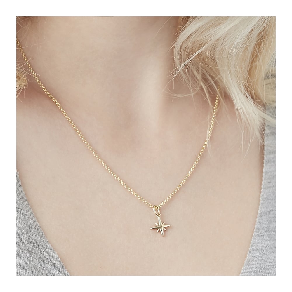 Tiny Star Necklace Gold