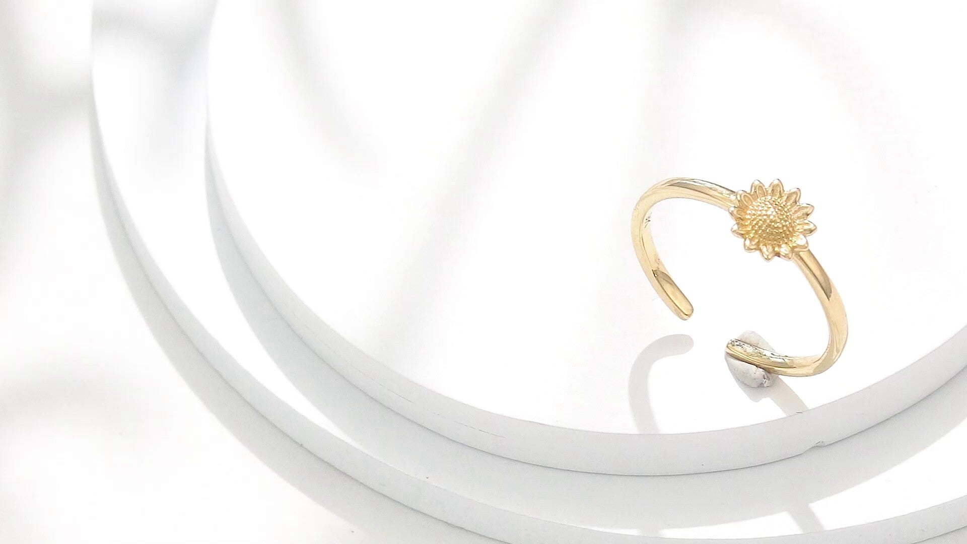 9K Gold Sunflower Open Ring