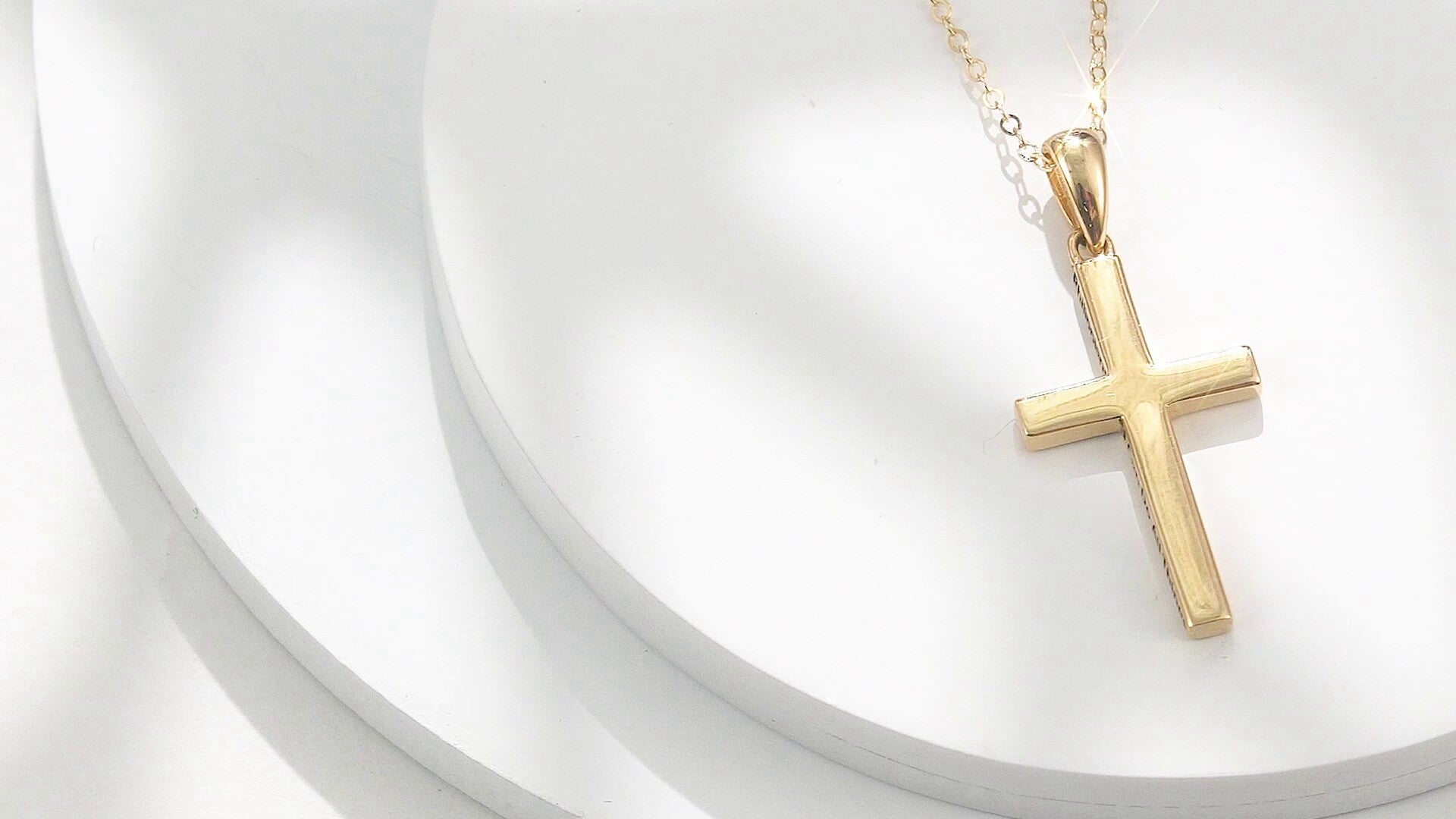 14K Gold Cross Pendant Necklace