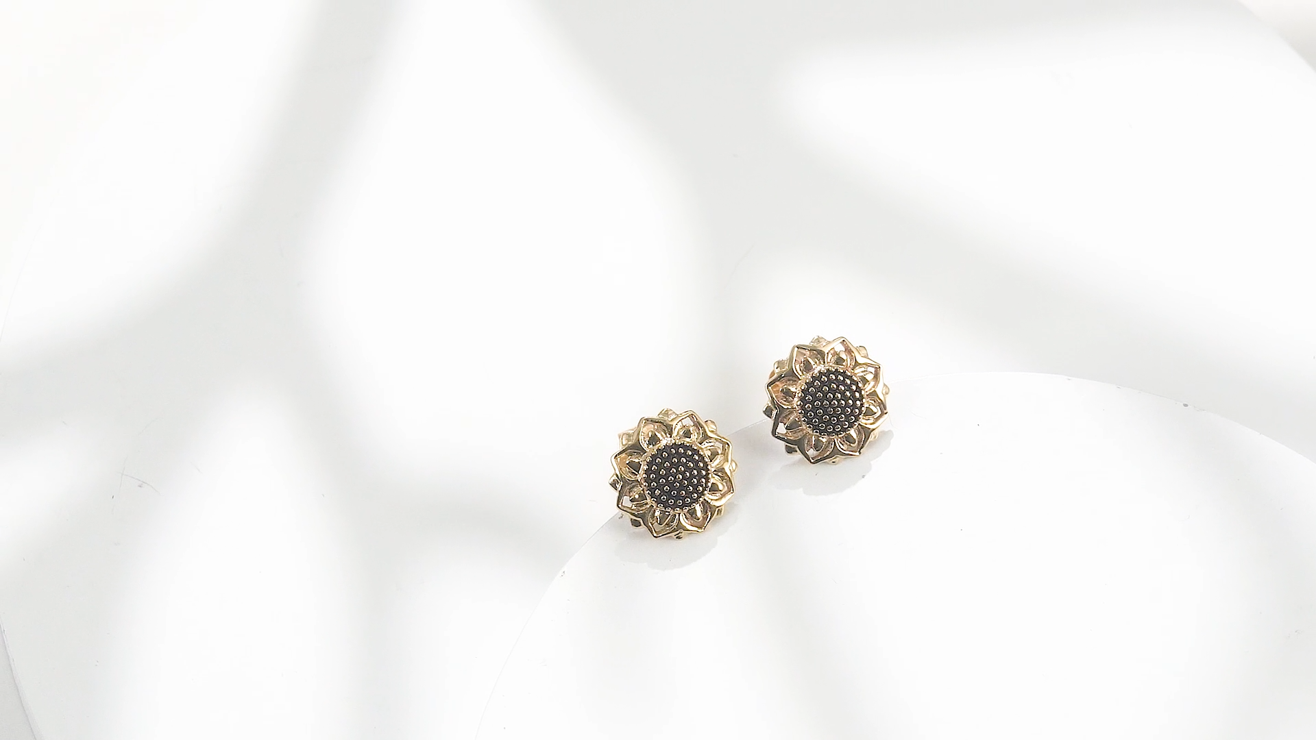 14K Gold Sunflower Stud Earrings
