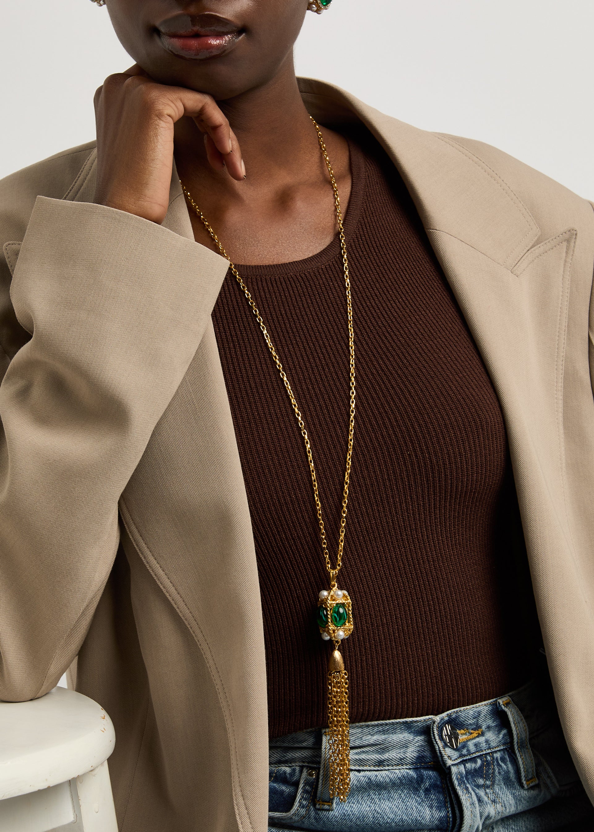 Embellished-pendant chain necklace