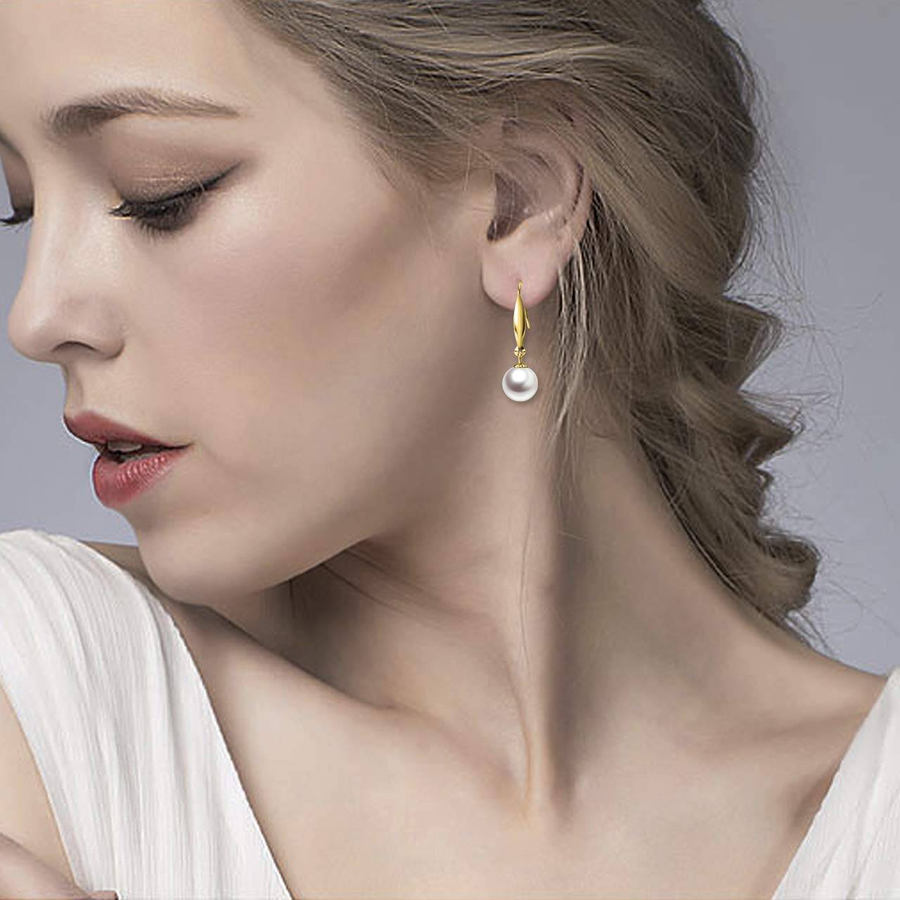 18K Gold Circular Shaped Pearl Drop Earrings