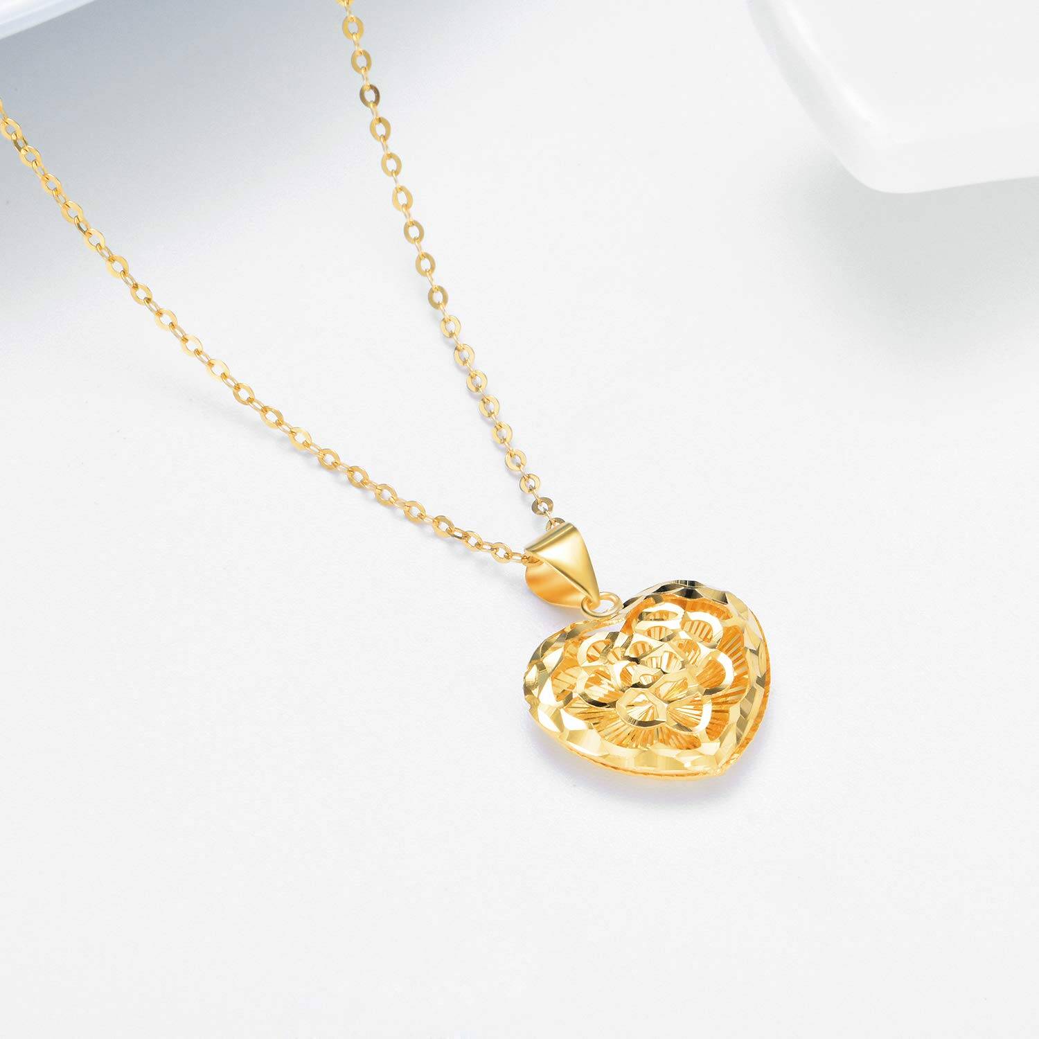 18K Gold Diamond Cut Heart Filigree Pendant Necklace