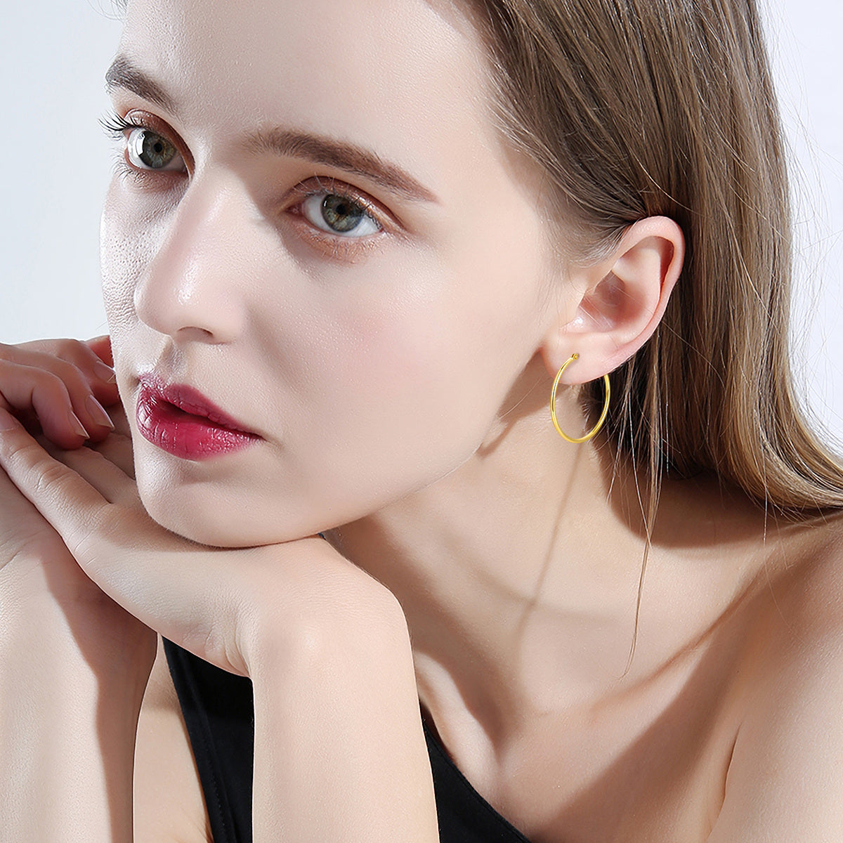 18K Gold 30mm Round Hoop Earrings