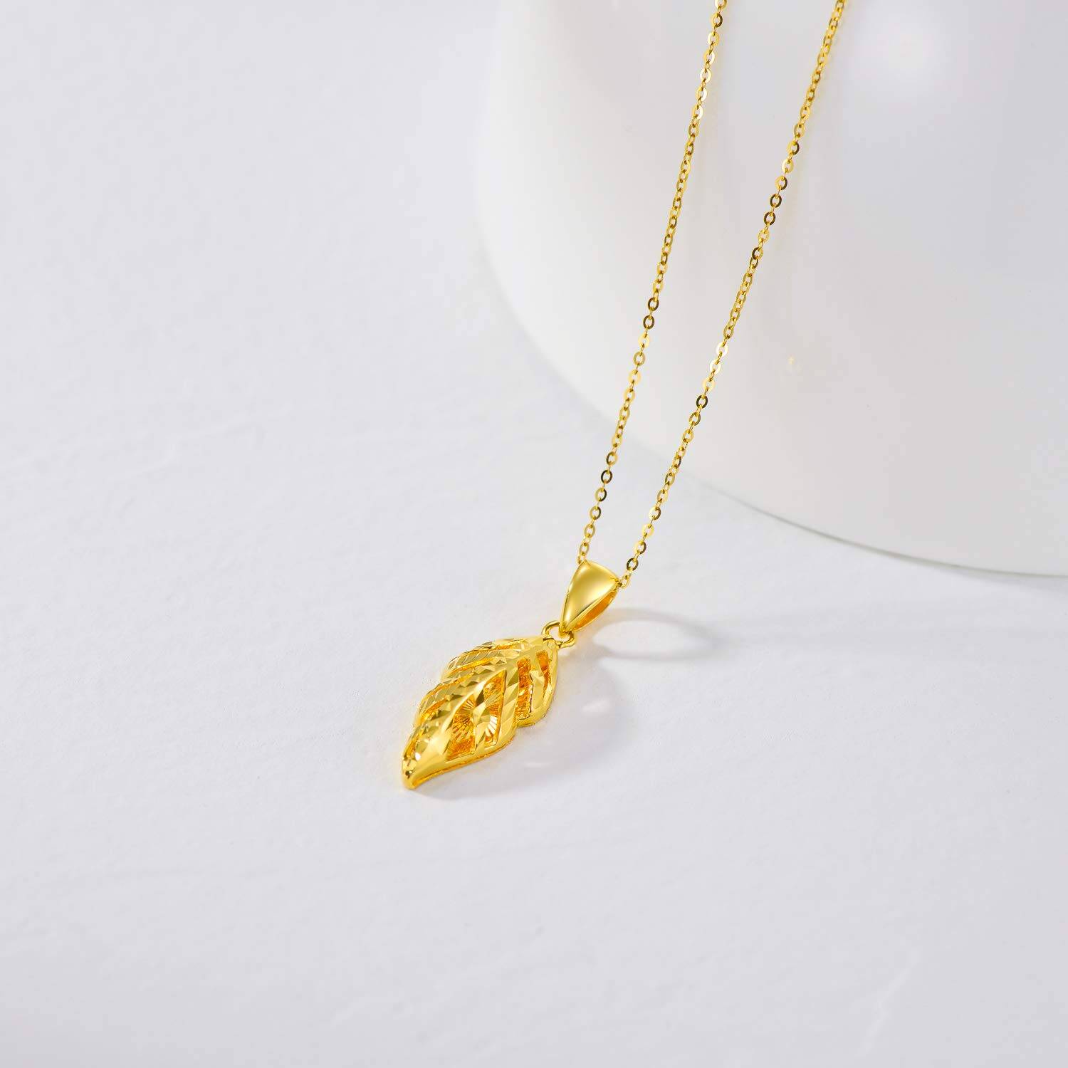 18K Gold Leaves & Feather Pendant Necklace