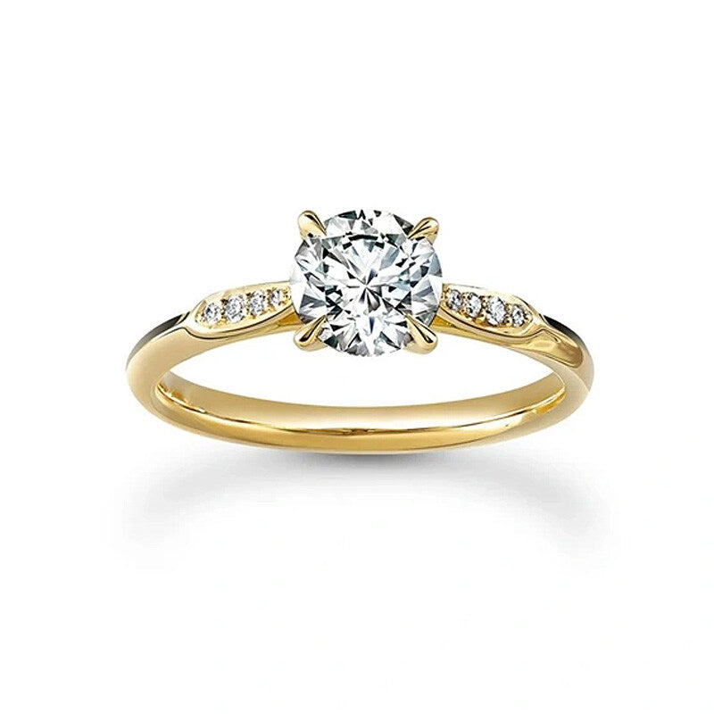 18K Gold Round Cut Halo Moissanite Engagement Ring