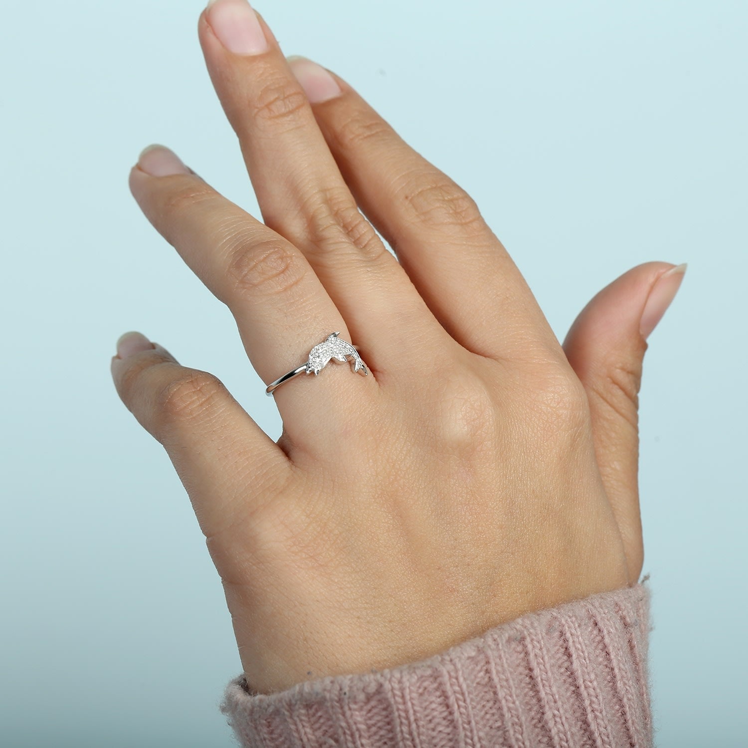 18K White Gold Pave Diamond Fish Shape Ring