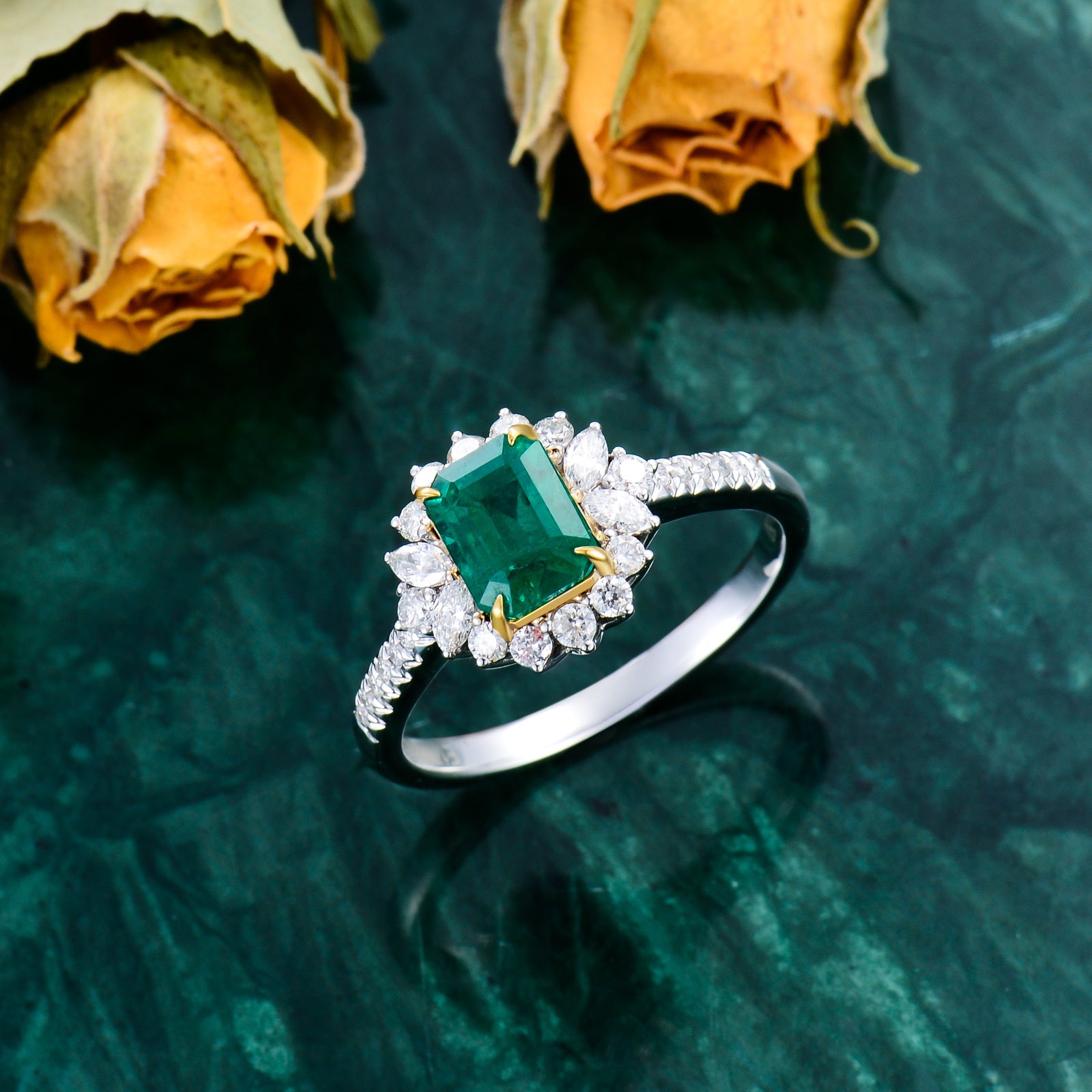 18K White Gold 2 to 7 CT Princess Shaped Lab Created Emerald Square Wedding Ring