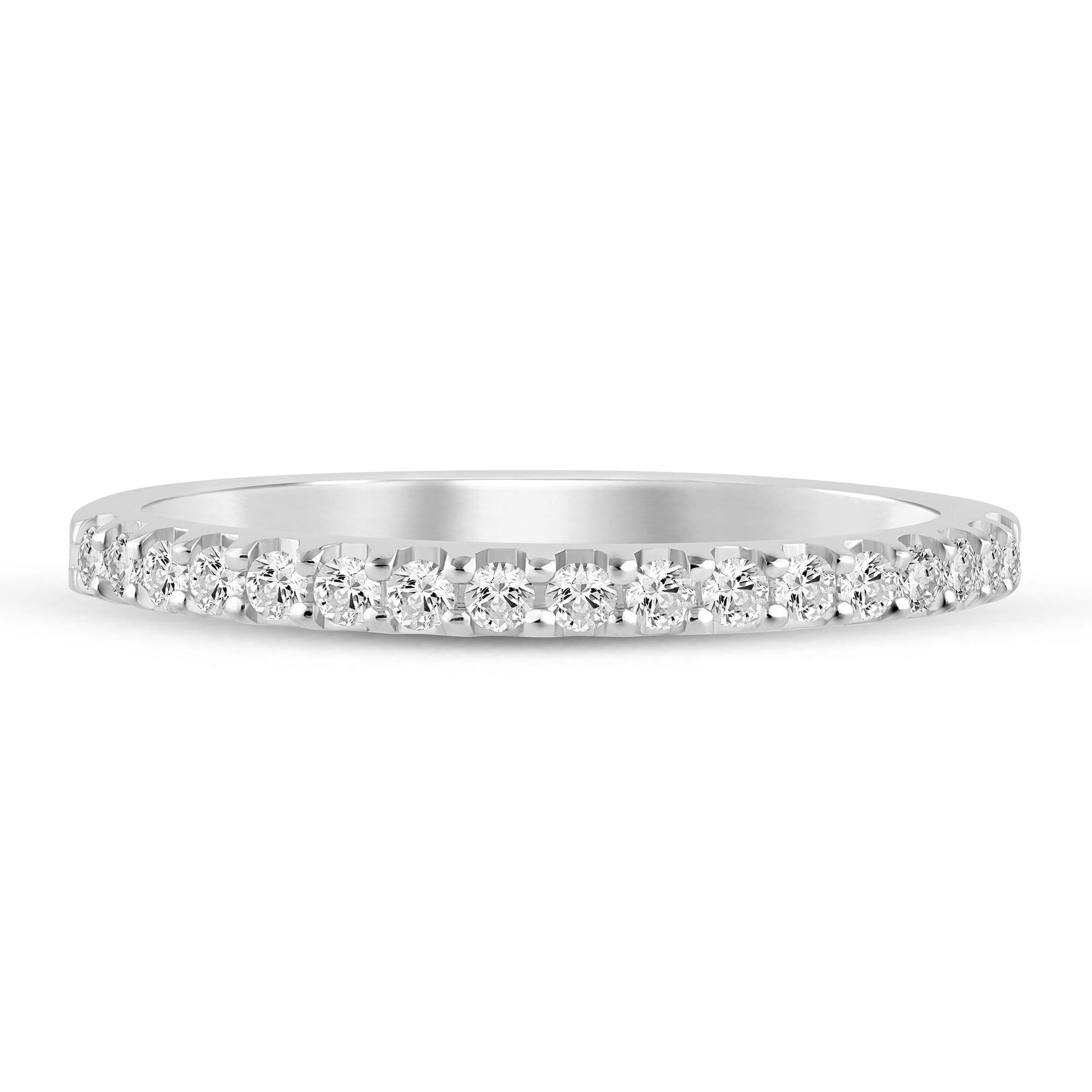 Diamond Anniversary Band in 14K White Gold (1/4 ct. tw.)