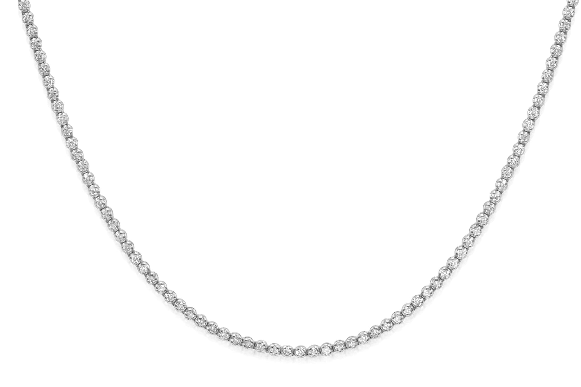 14kt white gold, 17' 4 prong diamond tennis necklace featuring 4.00 cts tw round diamonds