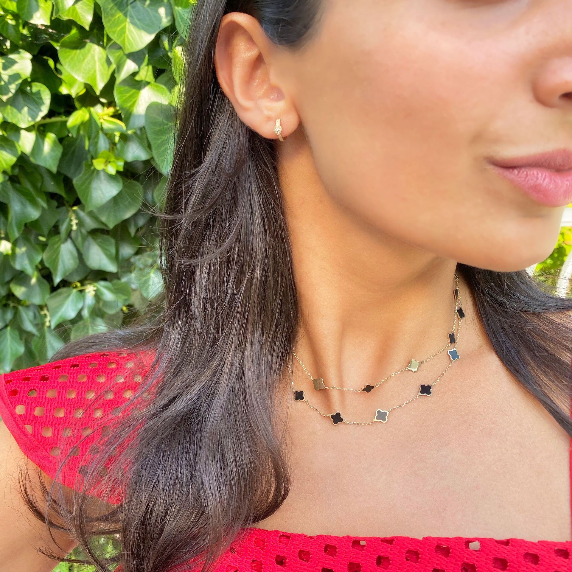 Mini Onyx And Gold Clover Necklace