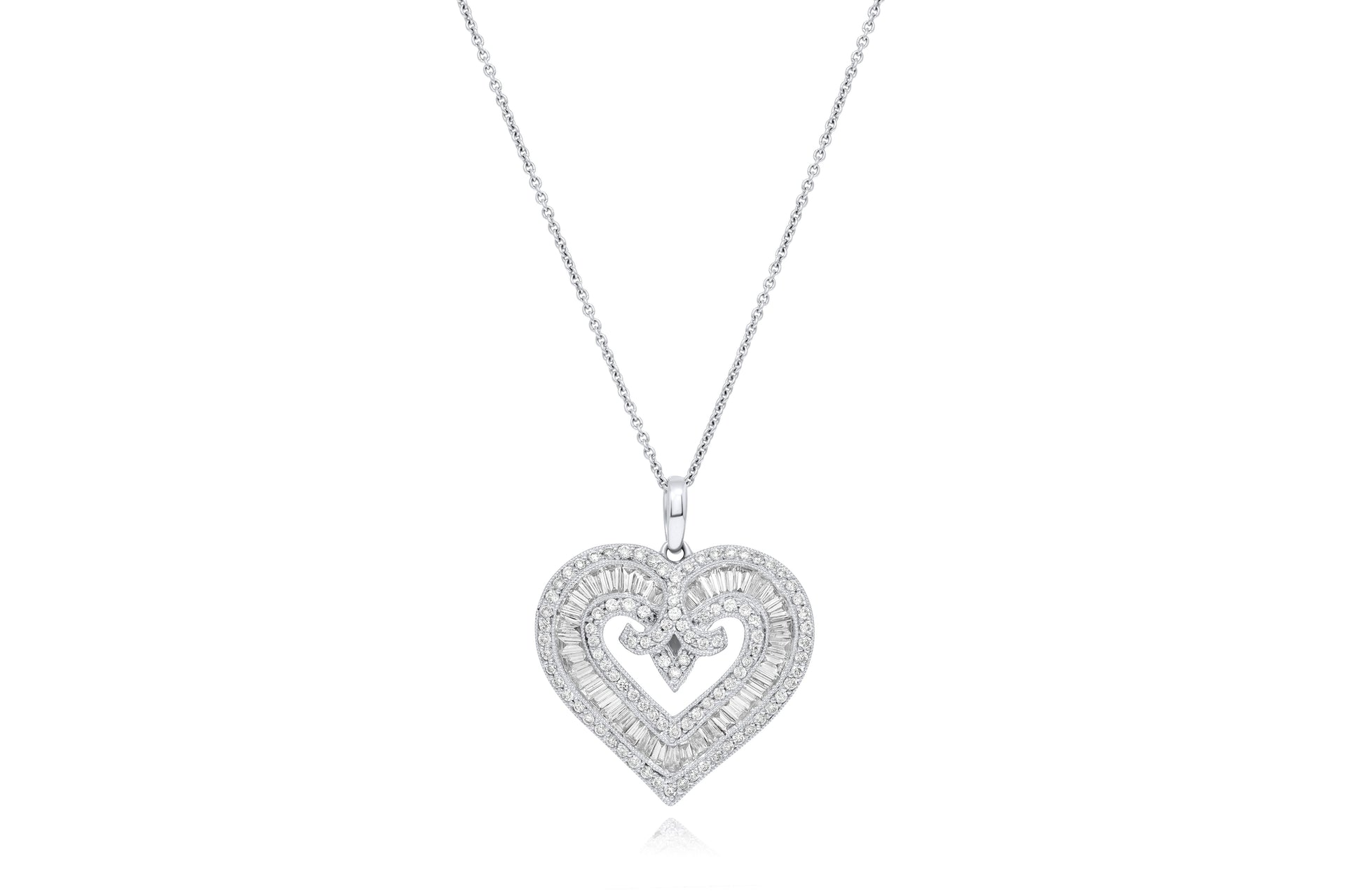18kt white gold diamond heart pendant containing 3.00 cts tw