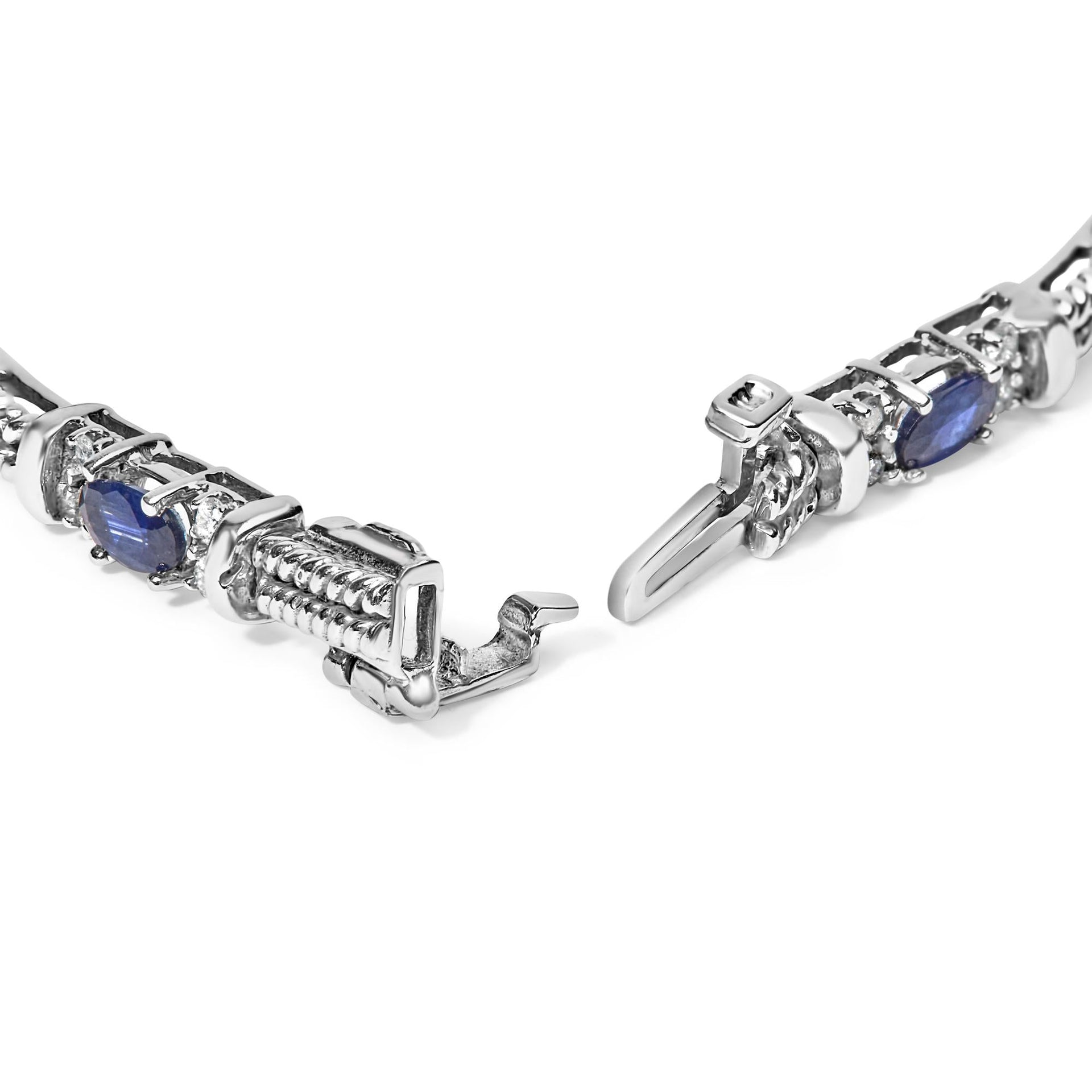 14K White Gold 1/2 Cttw Diamond & Oval Blue Sapphire Braided Link Bracelet (G-H Color, VS1-VS2 Clarity) - 7' Inches