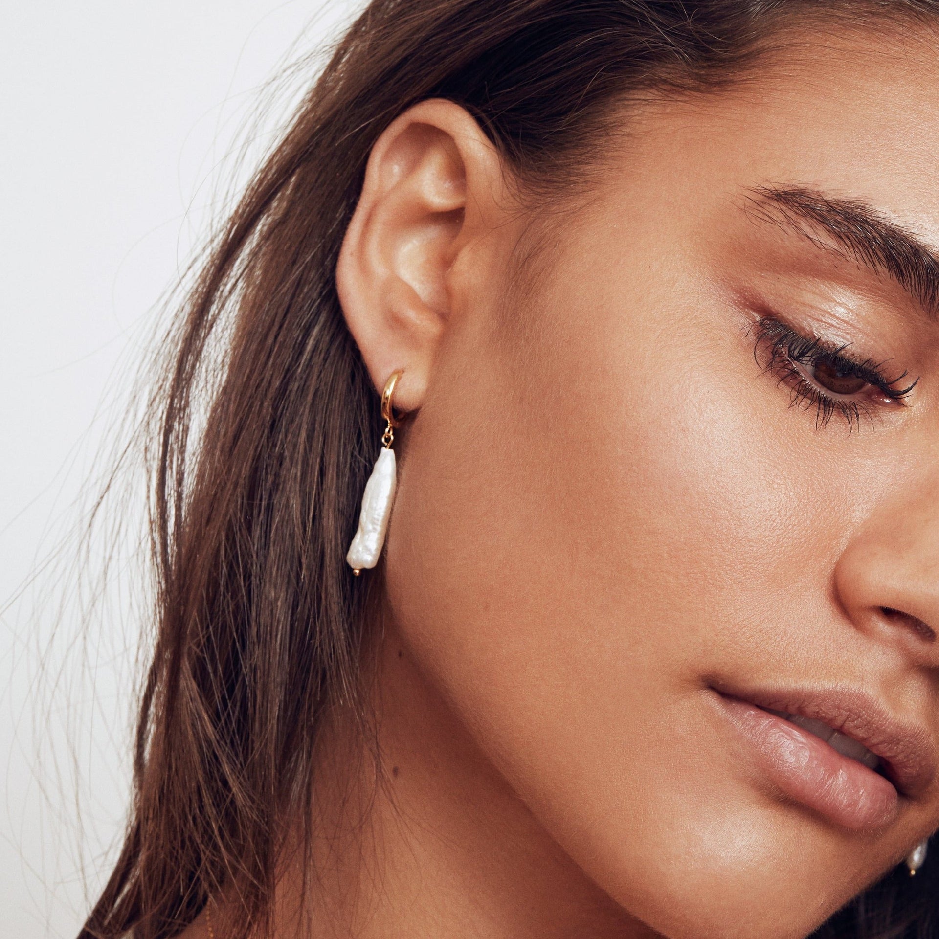 Silver Baroque Pearl Shard Hoop Earrings