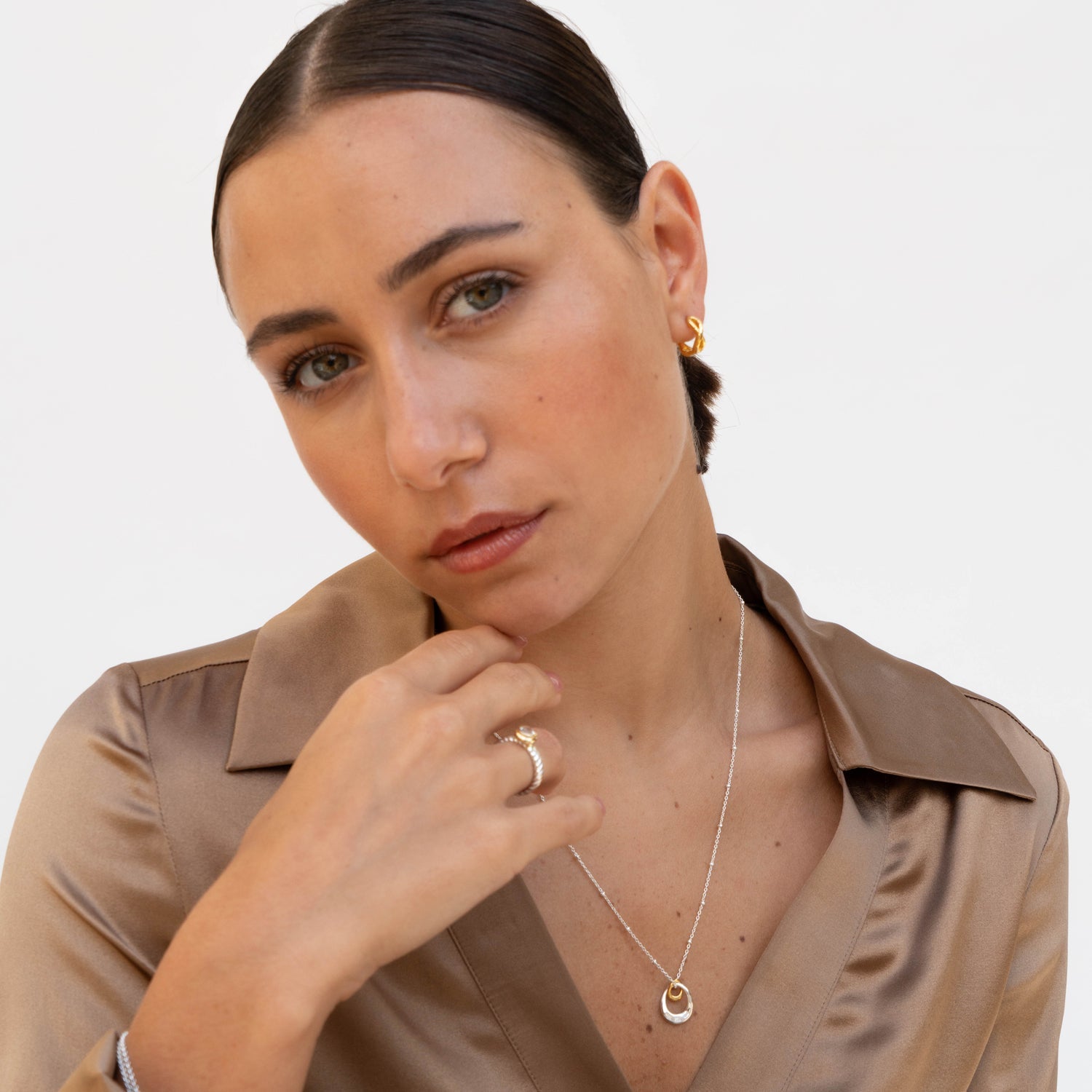 Entwined Small Double Oval Pendant