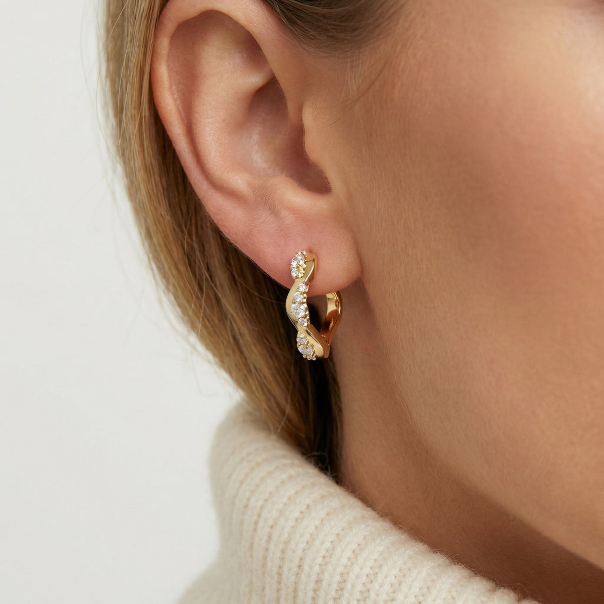Earrings Ellera Waves Altro Creolo