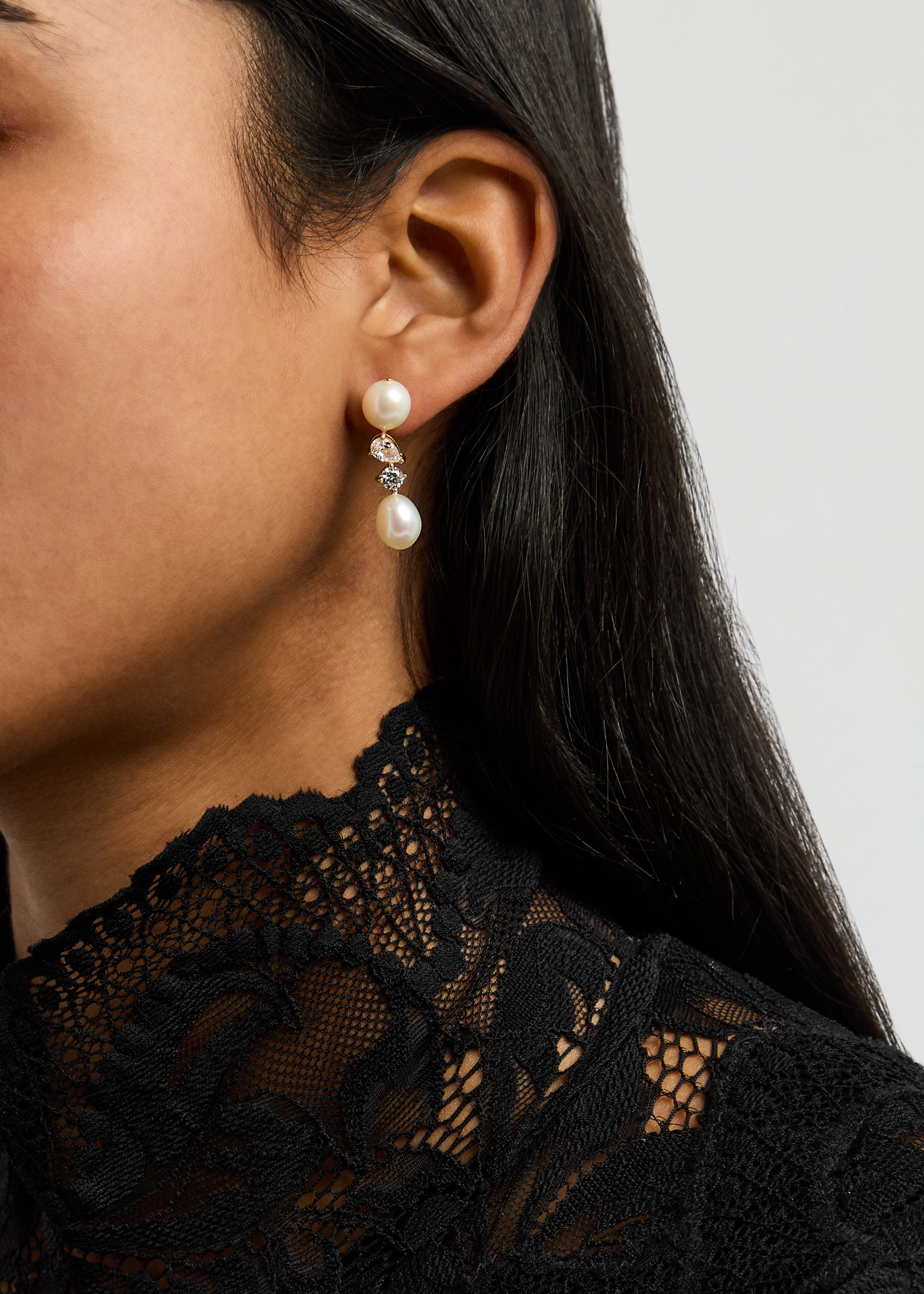 Pearl and crystal-embellished 18kt gold vermeil drop earrings