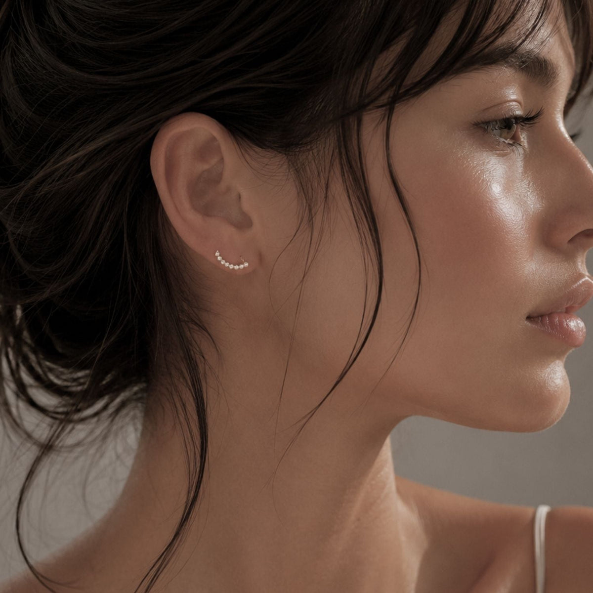 Aurora Petite Pearl & Diamond Curve Earrings
