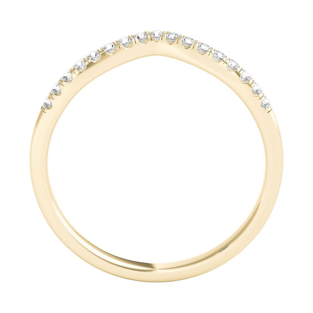 Chevron Wedding Band with Pavé Diamonds in 10K Yellow Gold (1/10 ct. tw.)