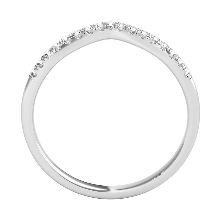 Chevron Wedding Band with Pavé Diamonds in 10K White Gold (1/10 ct. tw.)