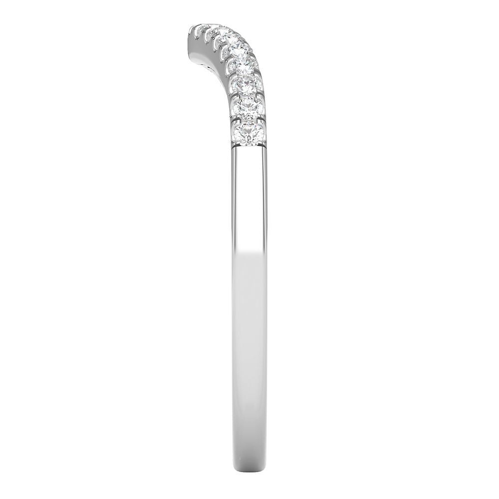 Chevron Wedding Band with Pavé Diamonds in 10K White Gold (1/10 ct. tw.)