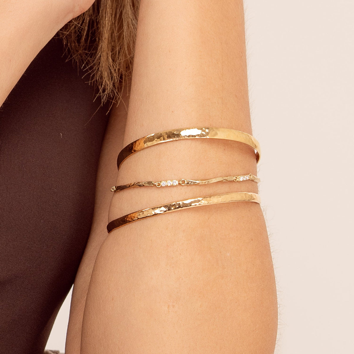 9k Gold Eternity Diamond Bracelet