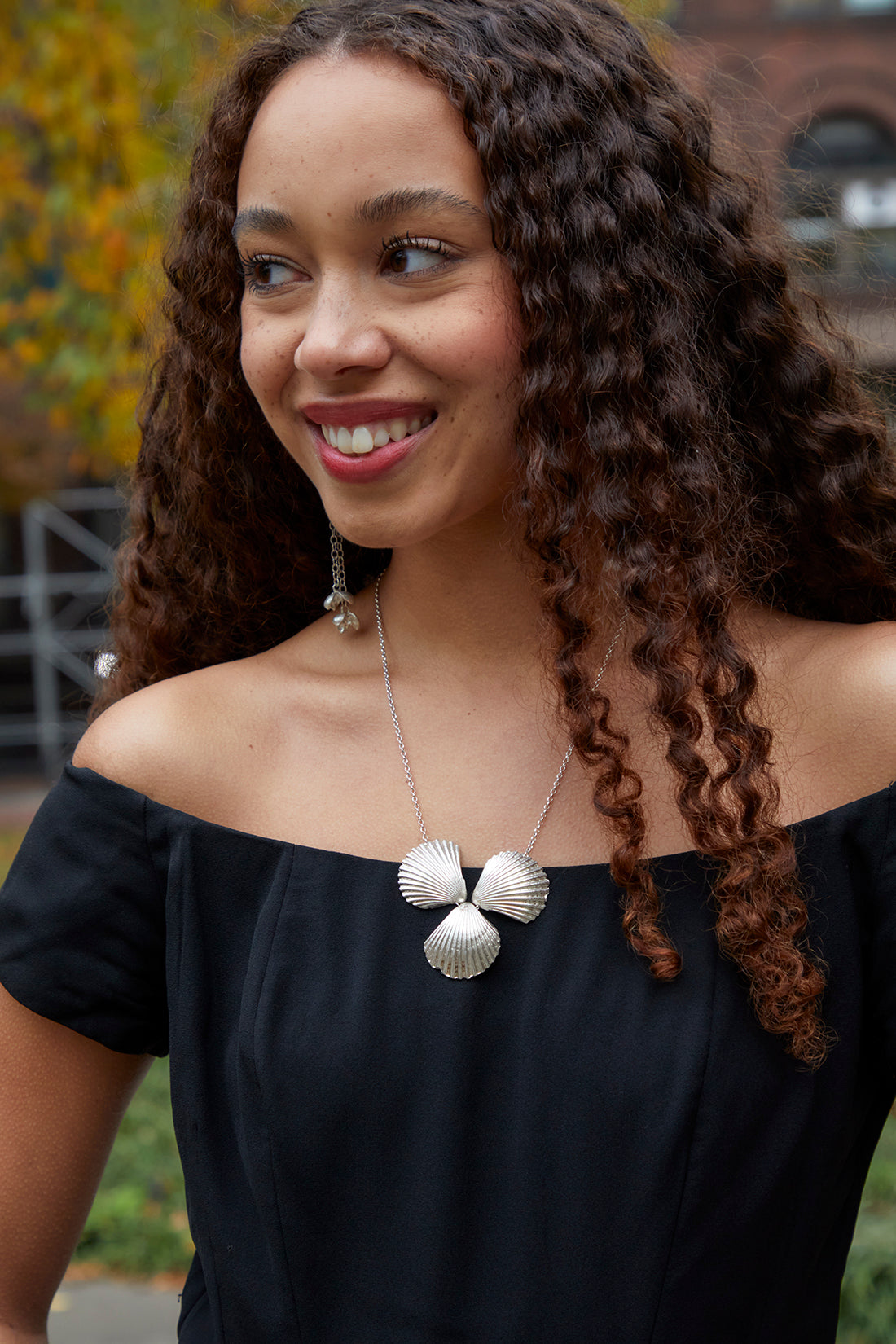 The silver 3 sea shells pendant