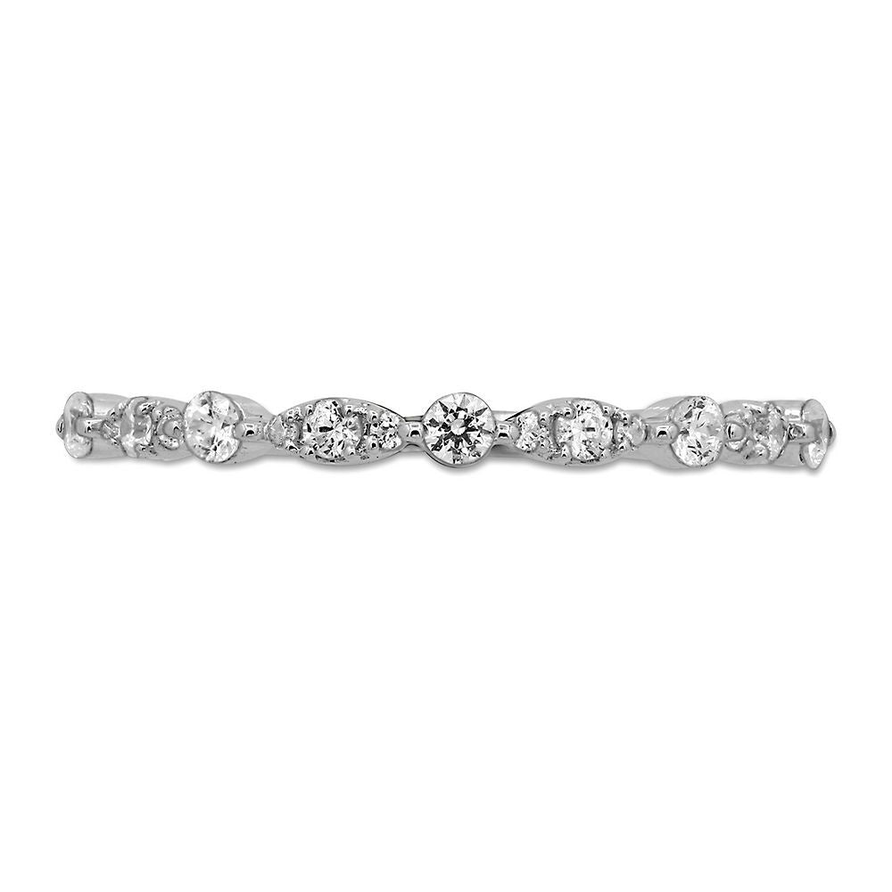 Scalloped Diamond Anniversary Band in 10K white Gold (1/4 ct. tw.)
