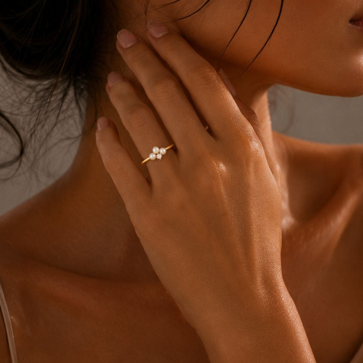 Aurora Grey Pearl & Diamond Ring