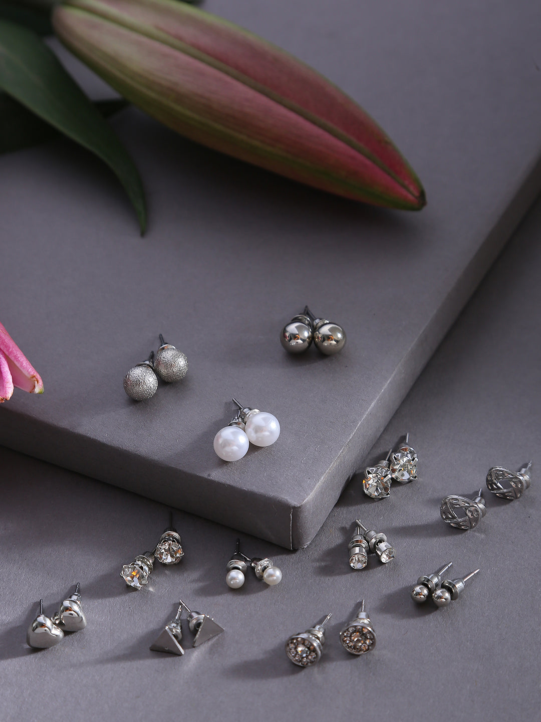 Set Of 12 Multicoloured Gold-plated Contemporary Studs Earrings