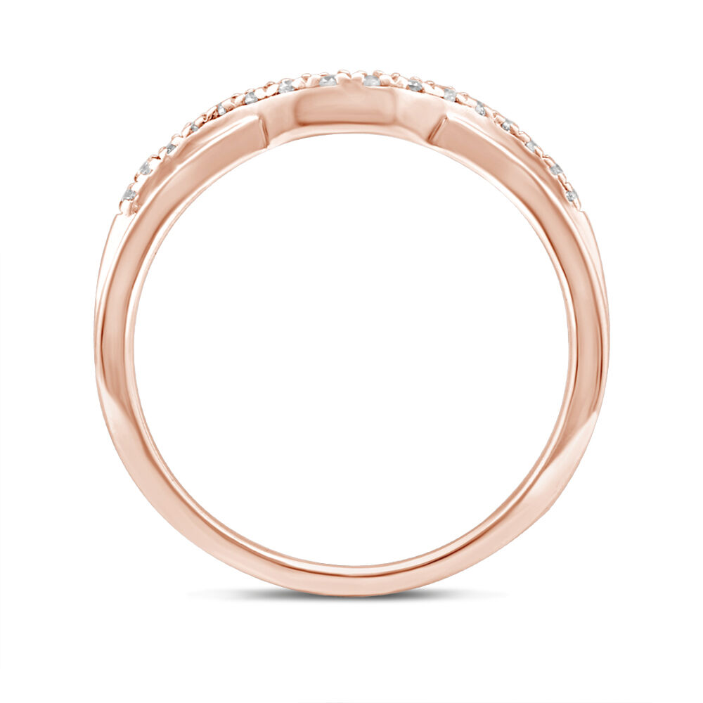 Diamond Contour Wedding Band in 14K Rose Gold (1/7 ct. tw.)