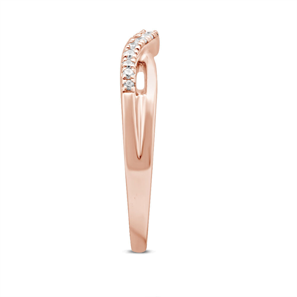 Diamond Contour Wedding Band in 14K Rose Gold (1/7 ct. tw.)