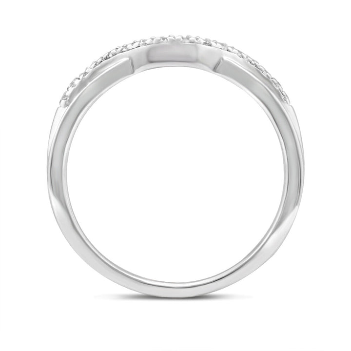 Diamond Contour Wedding Band in 14K White Gold (1/7 ct. tw.)