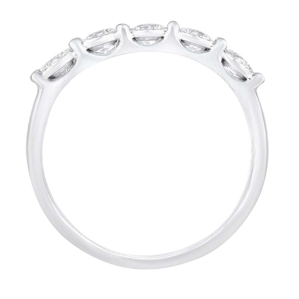 Five-Stone Diamond Illusion Wedding Band in 10K White Gold (1/2 ct. tw.)