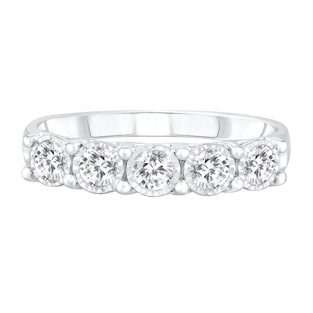 Five-Stone Diamond Illusion Wedding Band in 10K White Gold (1/2 ct. tw.)