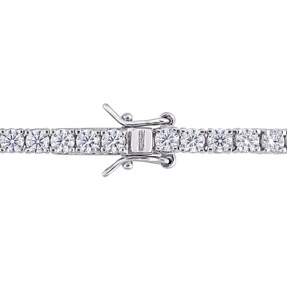 Moissanite Tennis Bracelet in Sterling Silver (5 5/8 ct. dew)