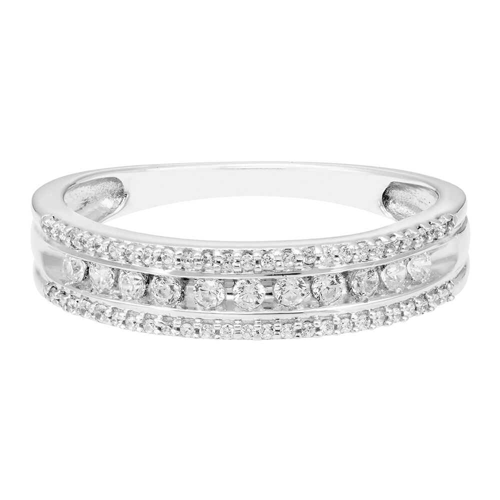 Three-Row Diamond Wedding Band in 10K White Gold (1/4 ct. tw.)