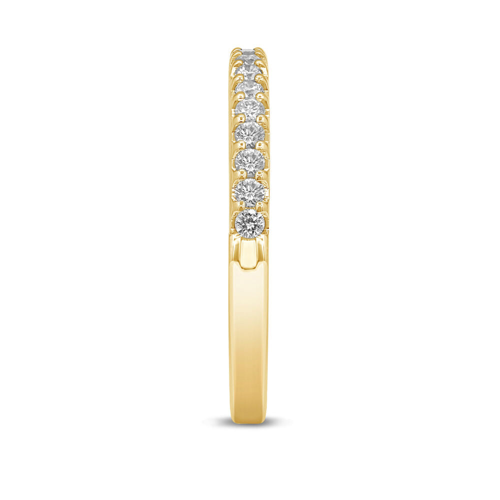 Diamond Anniversary Band in 14K Yellow Gold (1/4 ct. tw.)