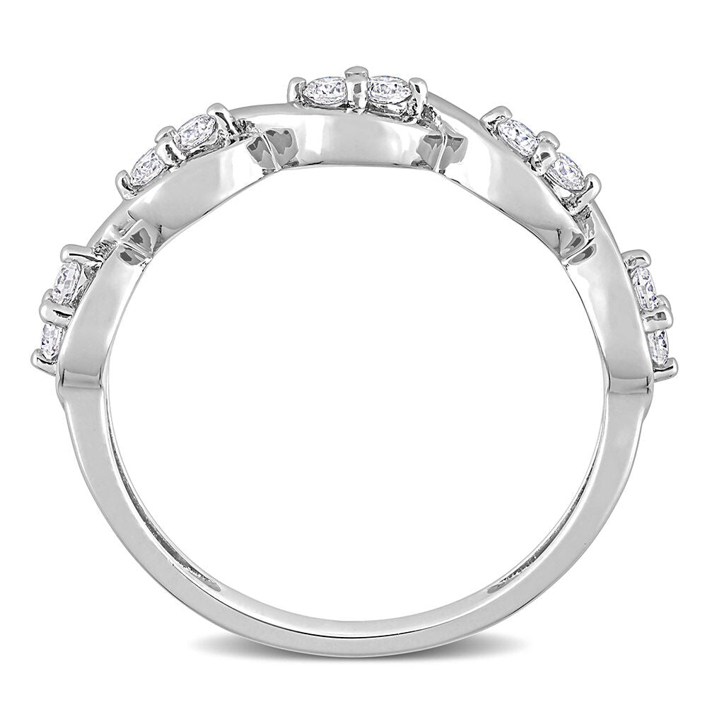 Moissanite Twist Ring in Sterling Silver (1/4 ct. dew)