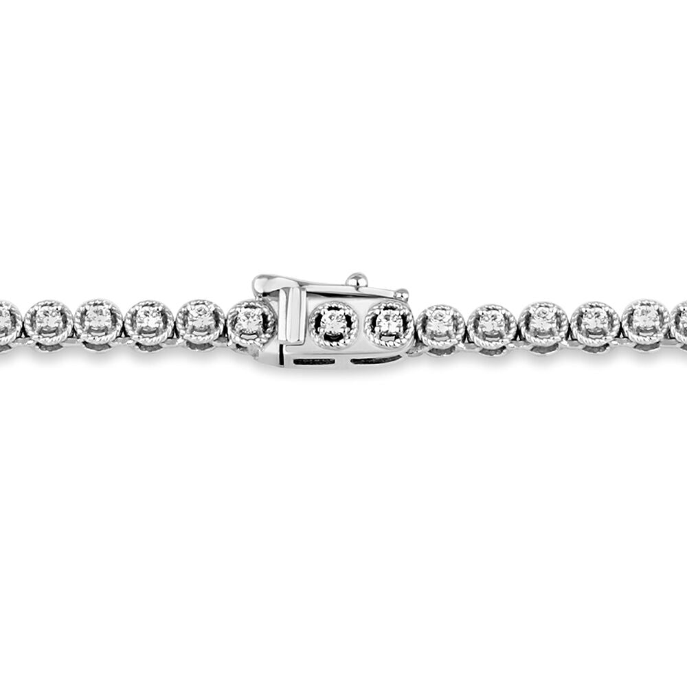 Diamond Tennis Necklace in 10K White Gold (2 1/2 ct. tw.)