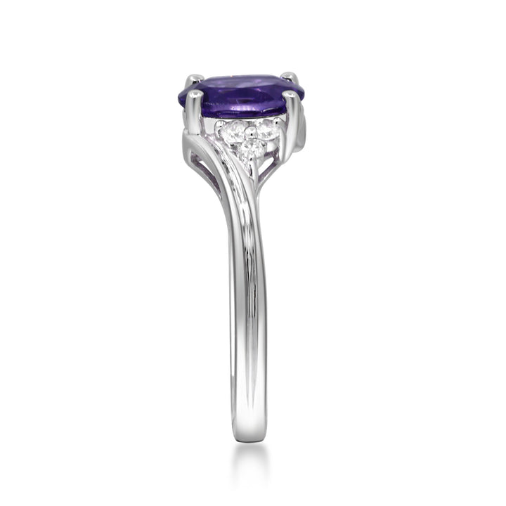 Oval Amethyst & Diamond Ring in 10K White Gold (1/8 ct. tw.)