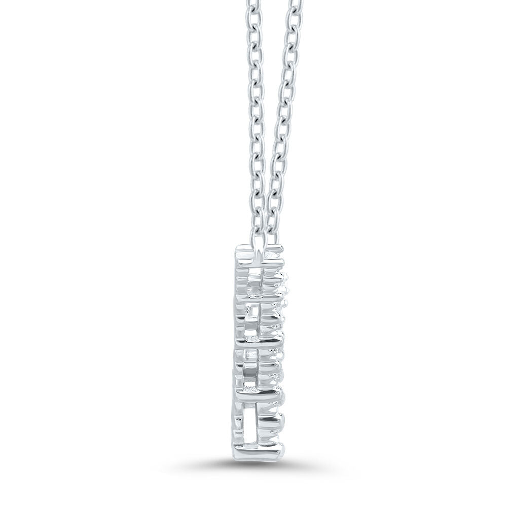 Diamond Chevron Necklace in Sterling Silver (1/10 ct. tw.)