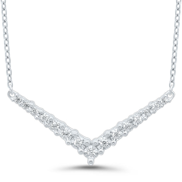Diamond Chevron Necklace in Sterling Silver (1/10 ct. tw.)