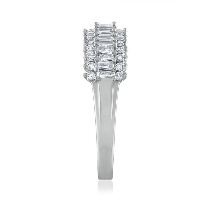 Baguette & Round Diamond Band in 10K White Gold (3/4 ct. tw.)