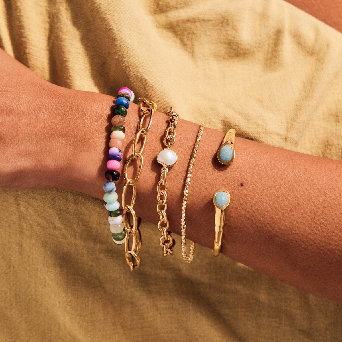 Molten Charm Holder Link Chain Bracelet