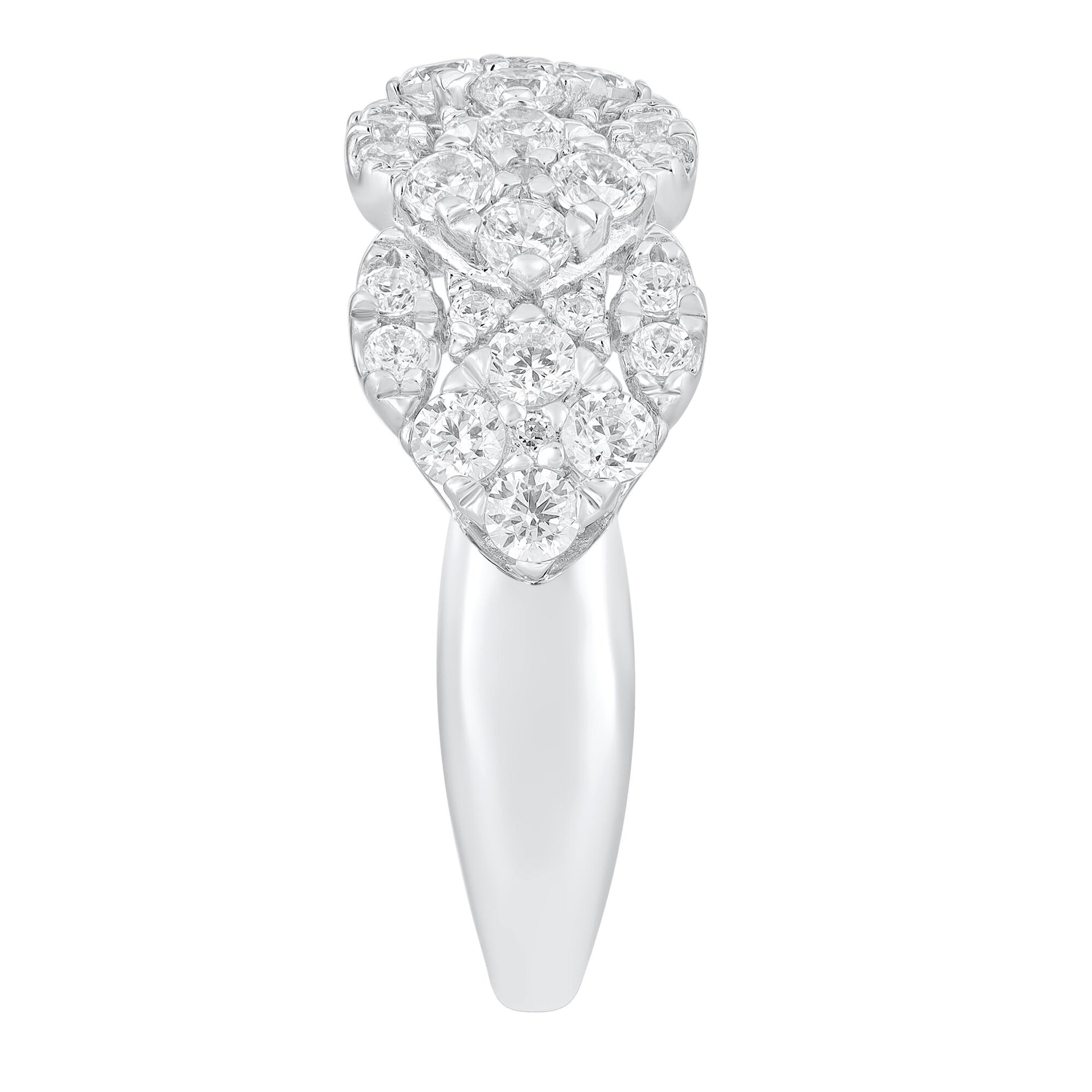 Diamond Cluster Ring in 10K White Gold (1 ct. tw.)