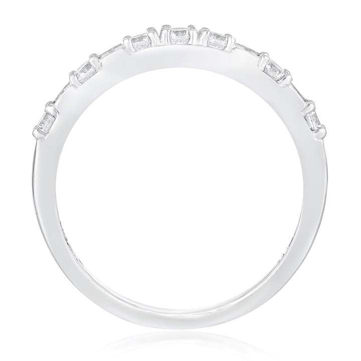 Diamond Wedding Band in 10K White Gold (1/2 ct. tw.)