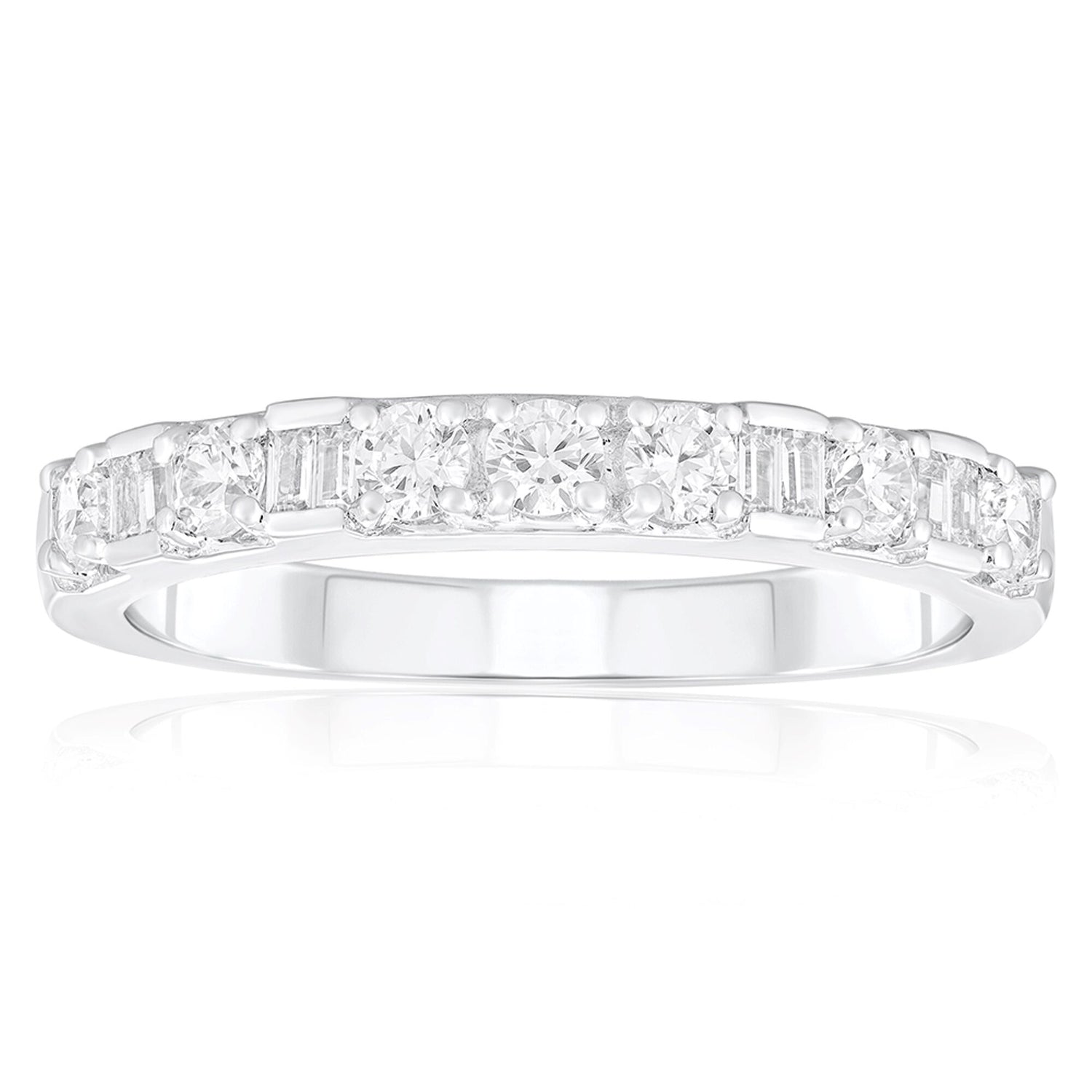Diamond Wedding Band in 10K White Gold (1/2 ct. tw.)