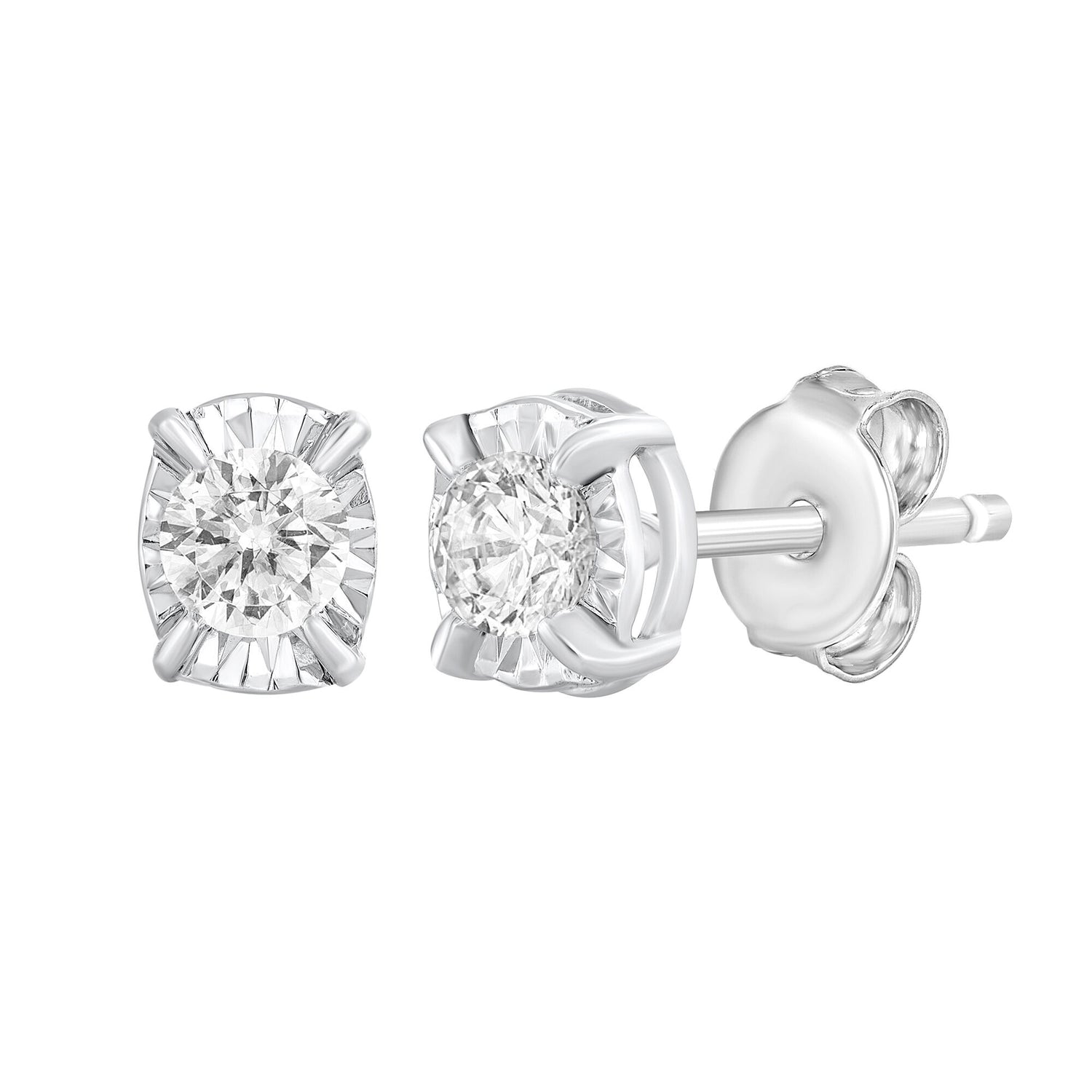 Oval Diamond Stud Earrings in 10K White Gold (1/4 ct. tw.)